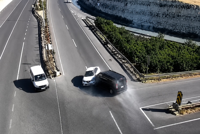 Şanlıurfa Birecik'te feci kaza: 3 kişi öldü, 8 kişi yaralandı
