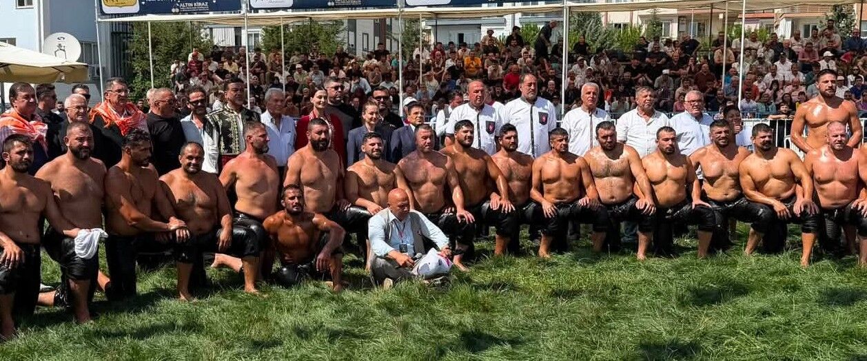 Korkuteli Yağlı Güreşleri’nde altın kemeri Ali İhsan Batmaz kazandı