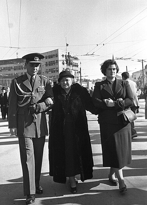 Makbule Atadan