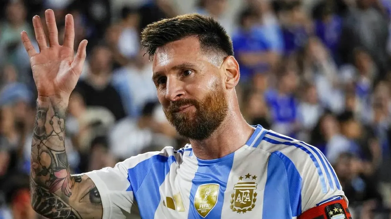 Arjantin formasıyla Messi sahada