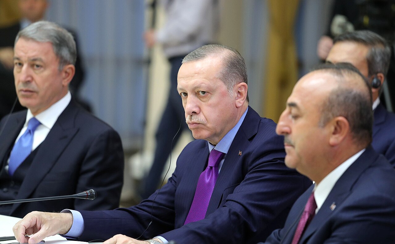 Hulusi Akar