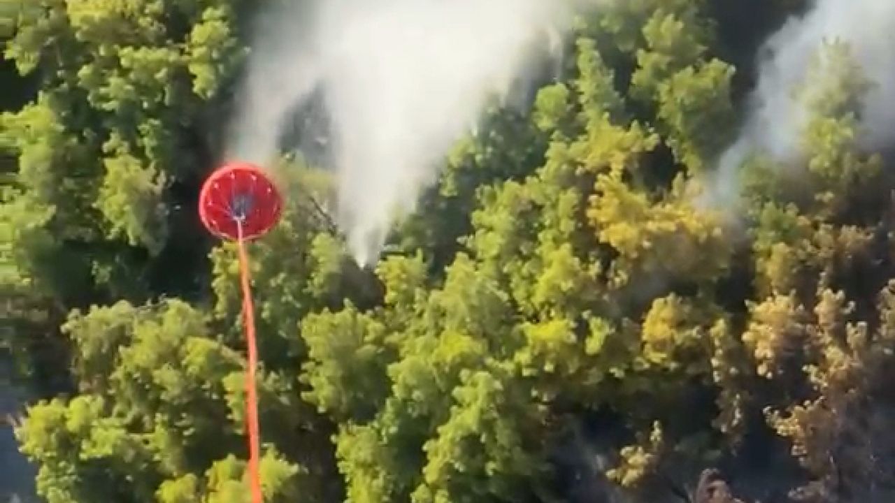 Akseki’de ormanlık alanda söndürme çalışmaları sürüyor