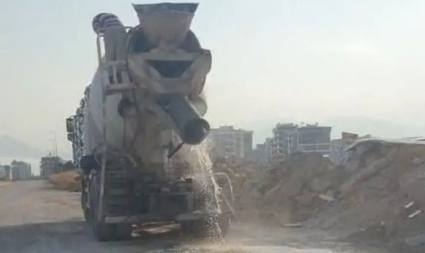 Kepez'de beton mikseri çevre kirliliğiyle gündemde
