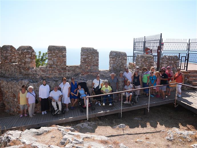 Alanya’da Umudun Çocukları üyeleri tatilin keyfini çıkarıyor