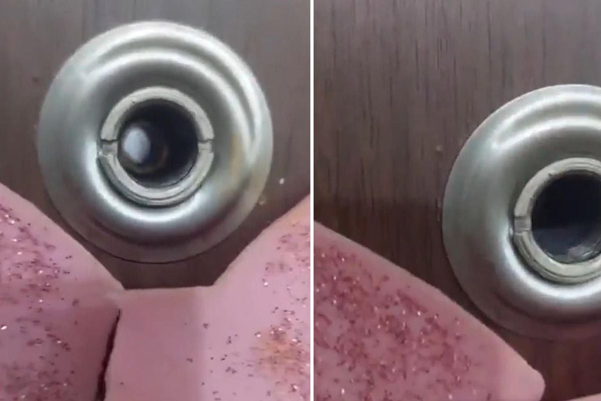 Küçükçekmece’de taraflar kapı önünde tartışıyor