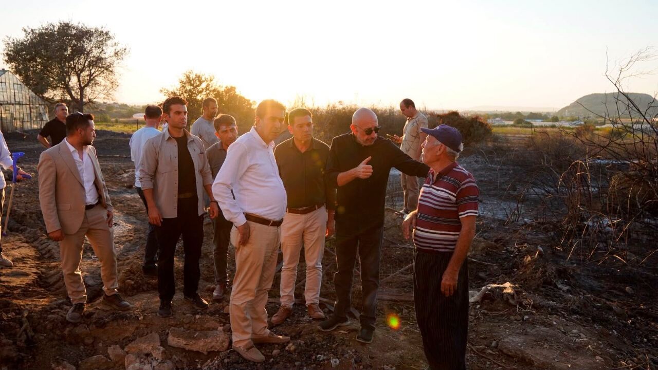 Antalya’da vatandaşlarla görüşmeler gerçekleştiriliyor