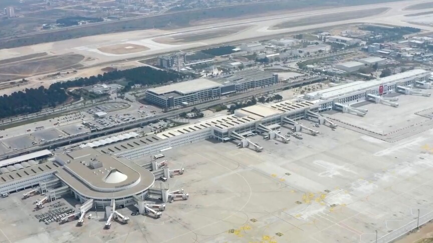 Antalya Havalimanı apronunda yoğunluk görülüyor