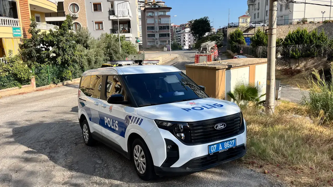 Saraybeleni Caddesi’nde polis güvenlik önleminde