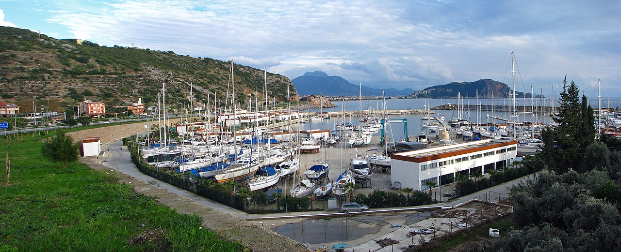 Alanya'dan bir görünüm (Fotoğraf: Killikundak / Wikimedia Commons)