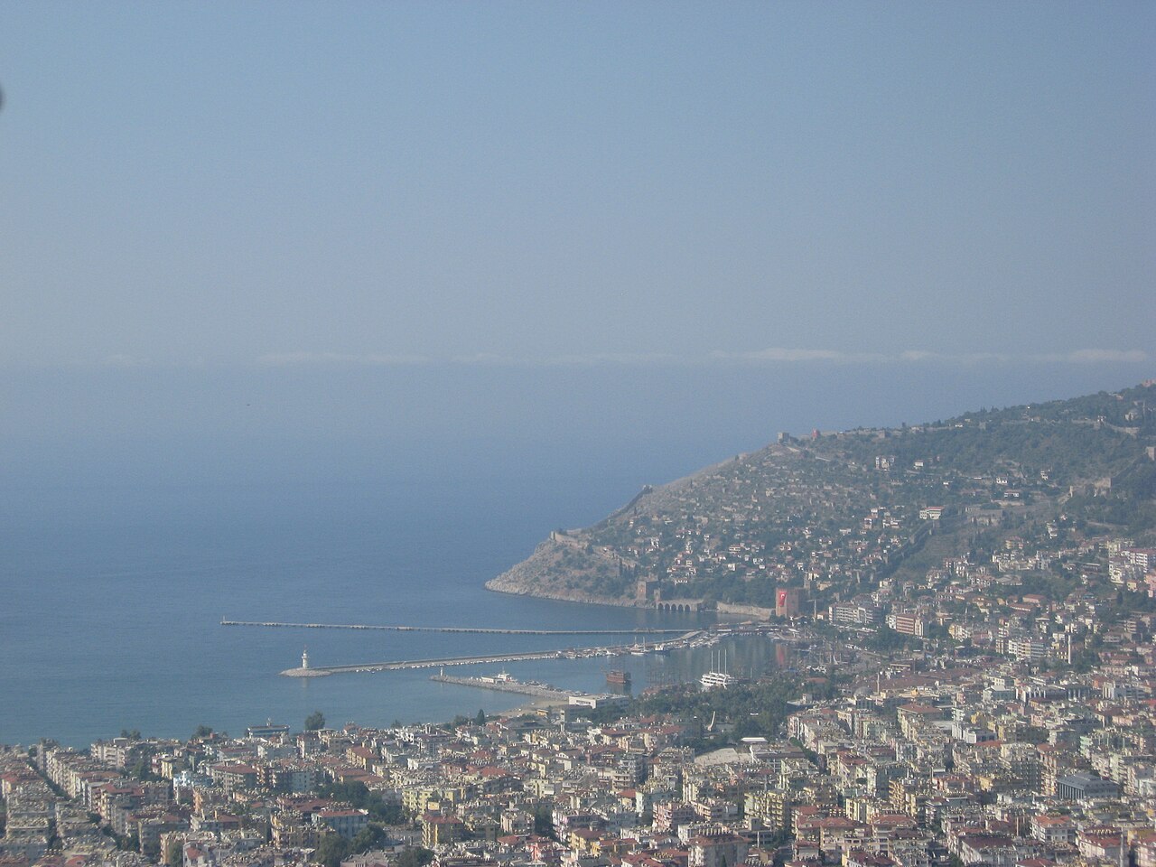 Alanya panorama miasta (Fotoğraf: Kornelka2 / Wikimedia Commons)