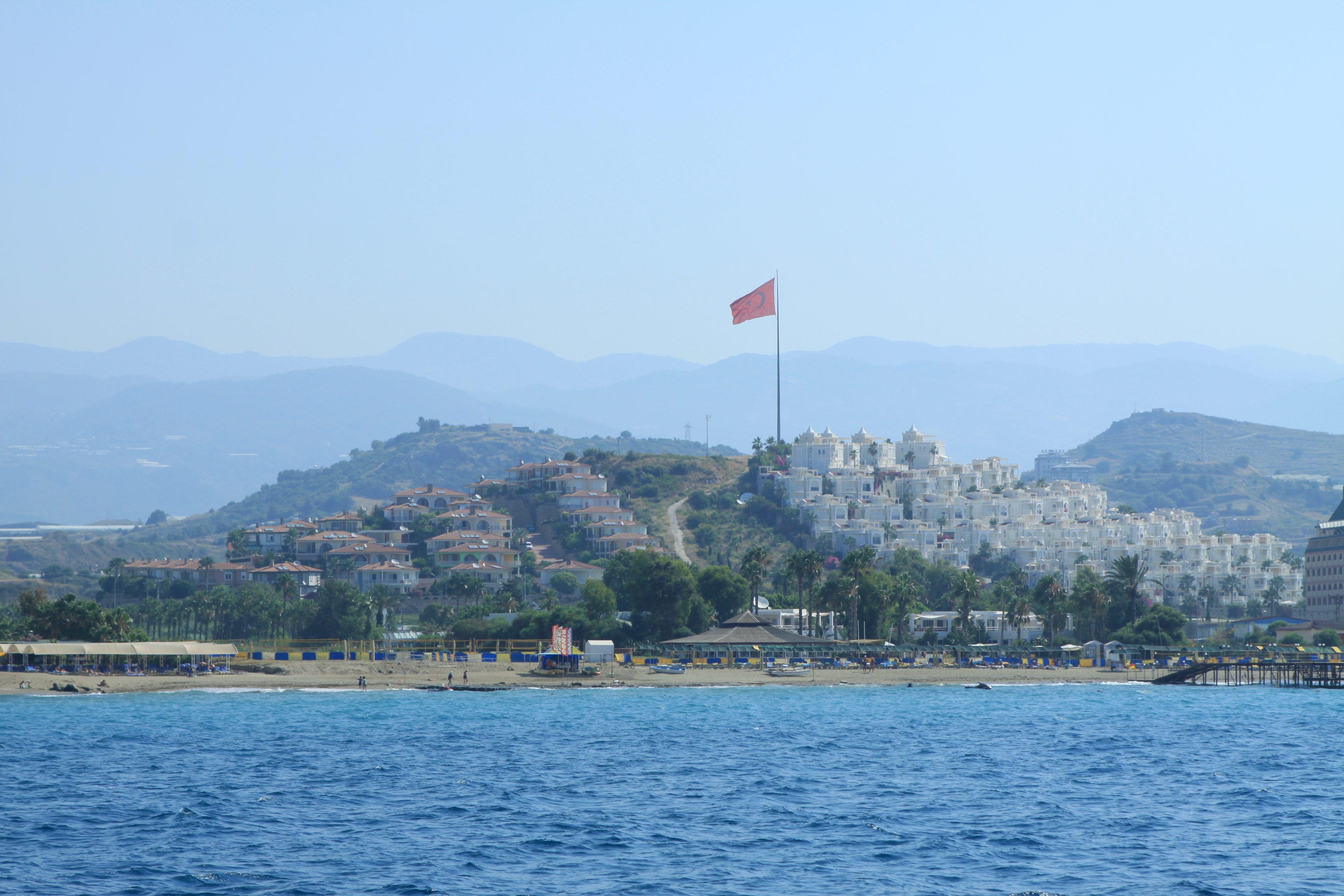Türkler sahilinde Alanya kıyı görünümü