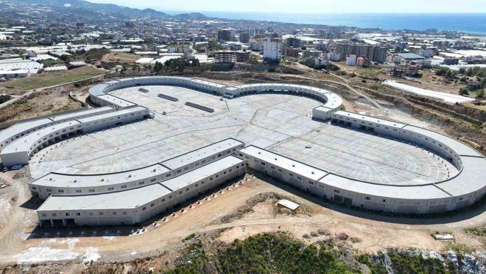 Alanya Toptancı Hali havadan görüntülendi