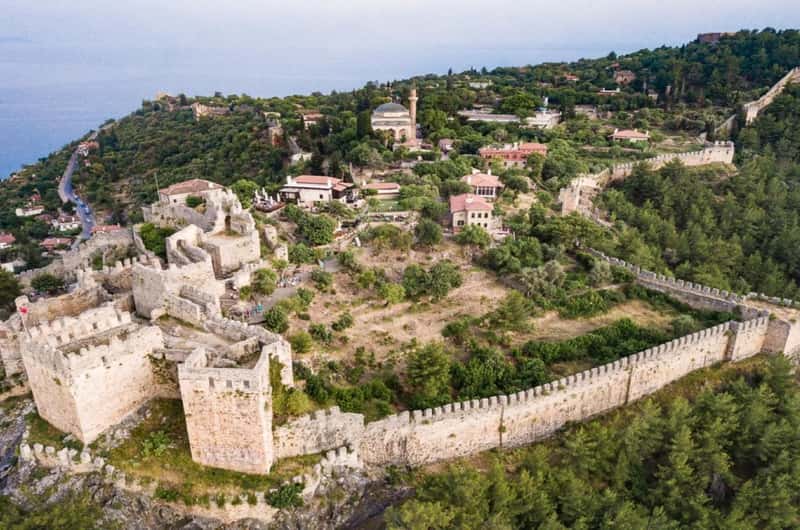 Alanya surları Selçuklu mirasını taşıyor
