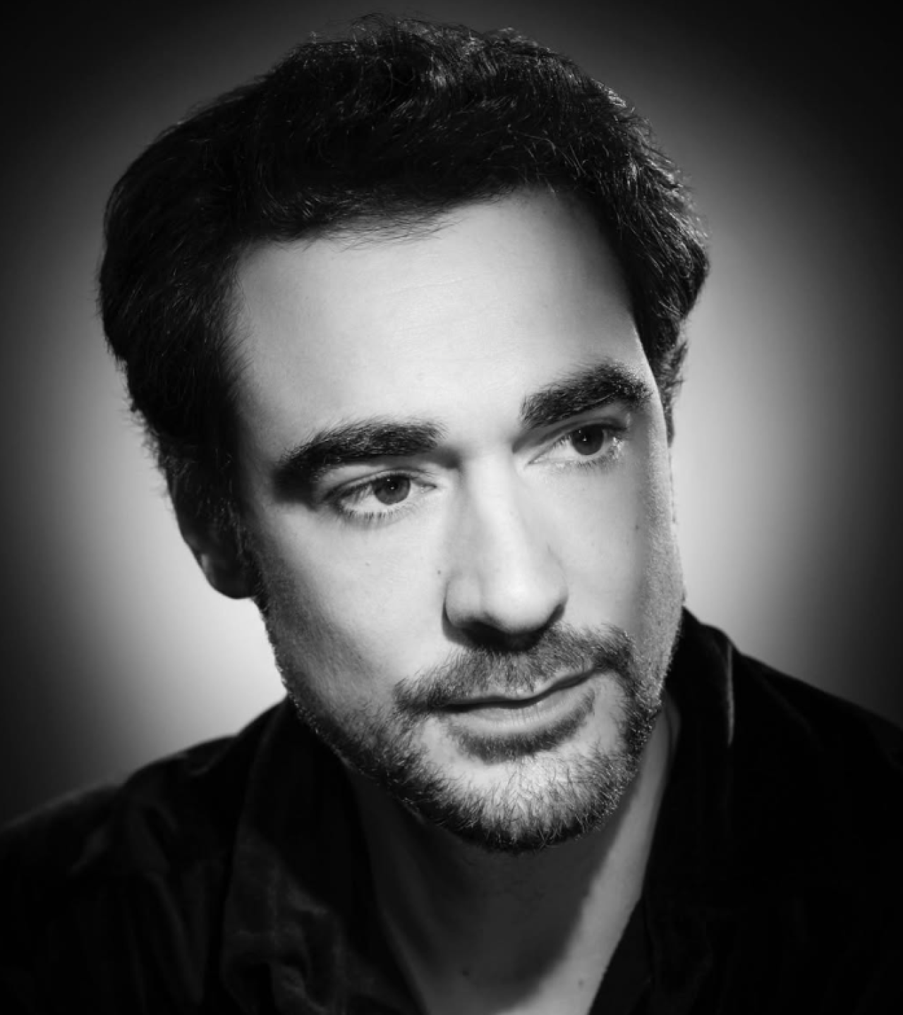 Parisli tiyatrocu Arnaud Denis portresi