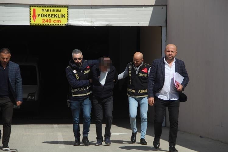 Antalya’da dava sürecinden adliye görüntüsü