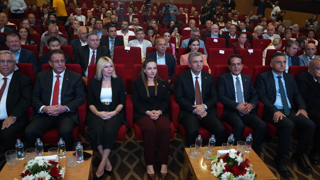Antalya’da su zirvesinde katılımcılar bir araya geldi