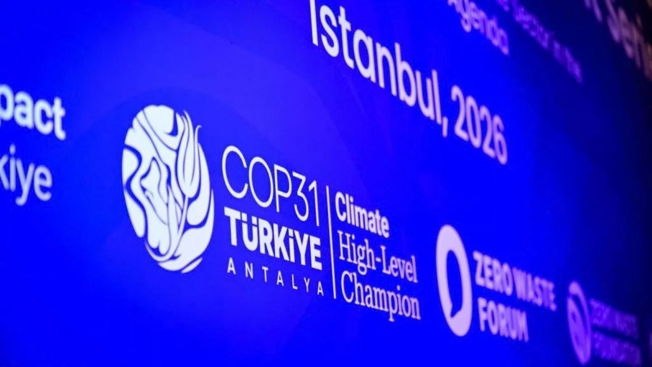 KAPAK | ust: ATSO’DA 4 YILIN BİLANÇOSU | alt: EĞİTİMDEN SANAYİYE DİKKAT ÇEKEN RAKAMLAR