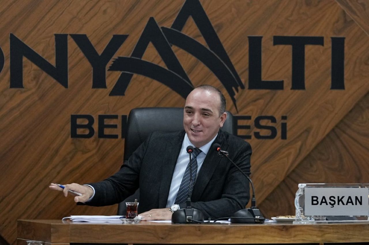 Antalya’da Hakan Tütüncü’nün paylaşım arası gündemde